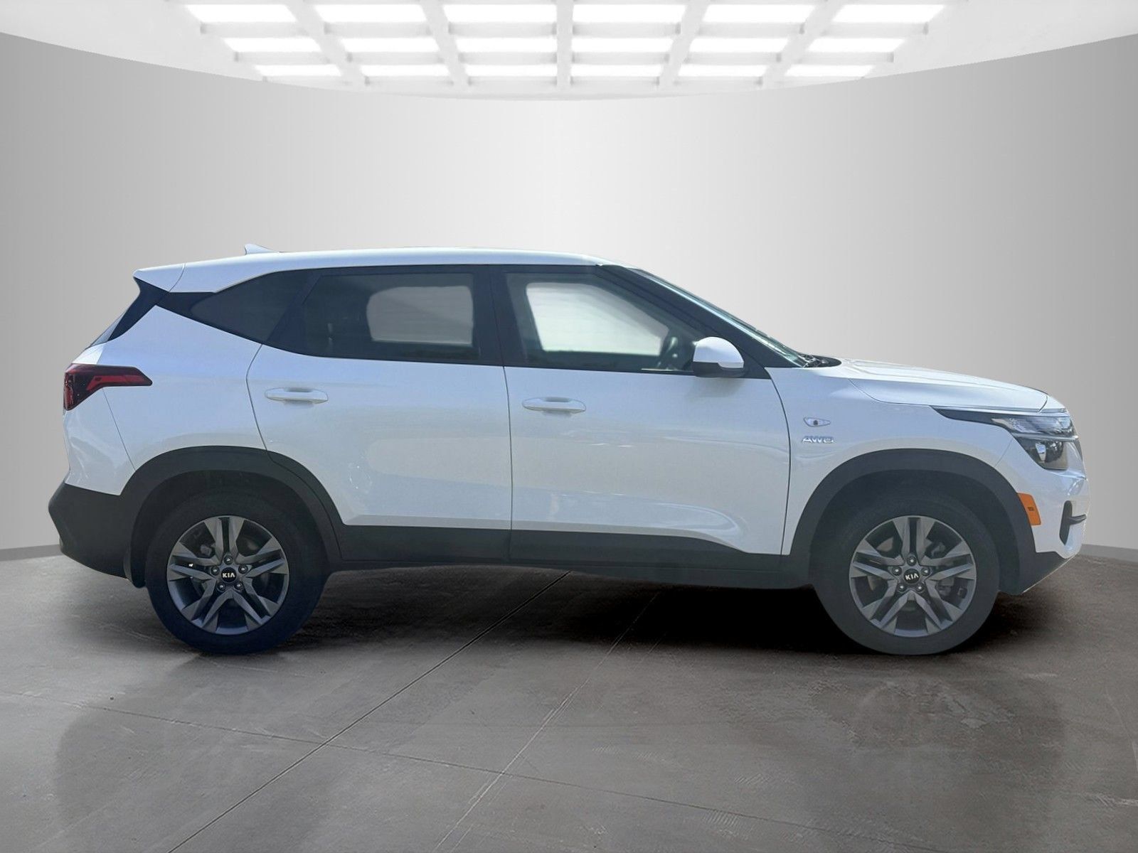Used 2021 Kia Seltos LX AWD/4WD image 4