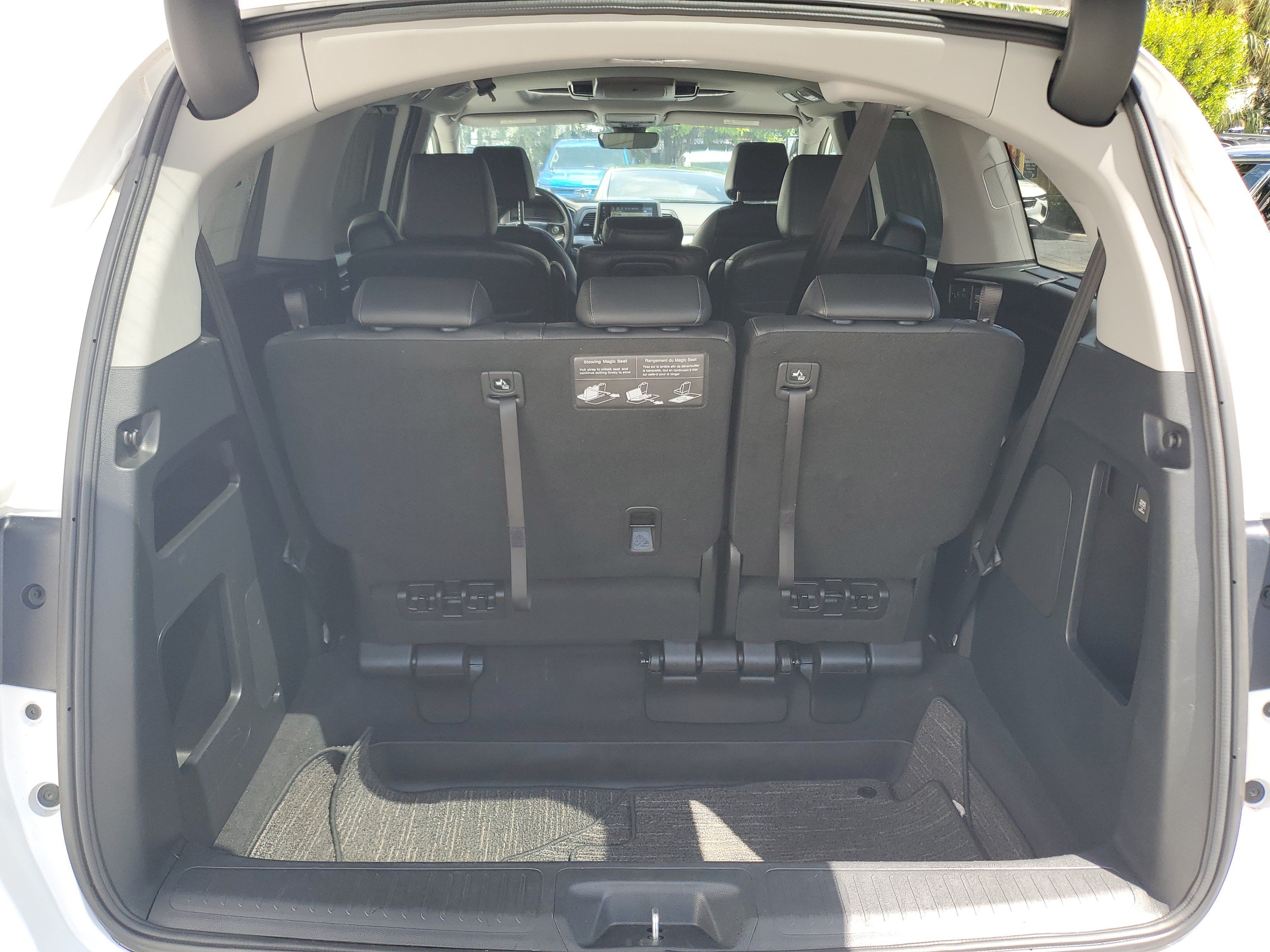 Used 2024 Honda Odyssey Touring image 9