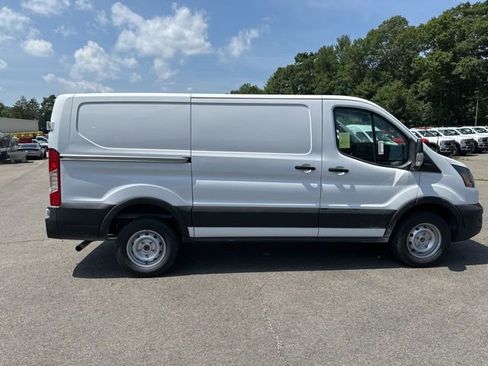 New 2025 Ford Transit 250 Low Roof image 8