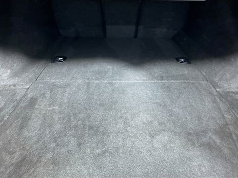 Used 2023 BMW 530e w/ M Sport Package image 34