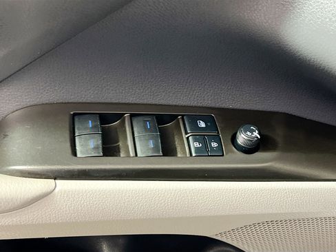 Used 2021 Toyota Camry LE image 16