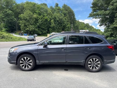 Used 2015 Subaru Outback 2.5i Limited AWD/4WD image 2