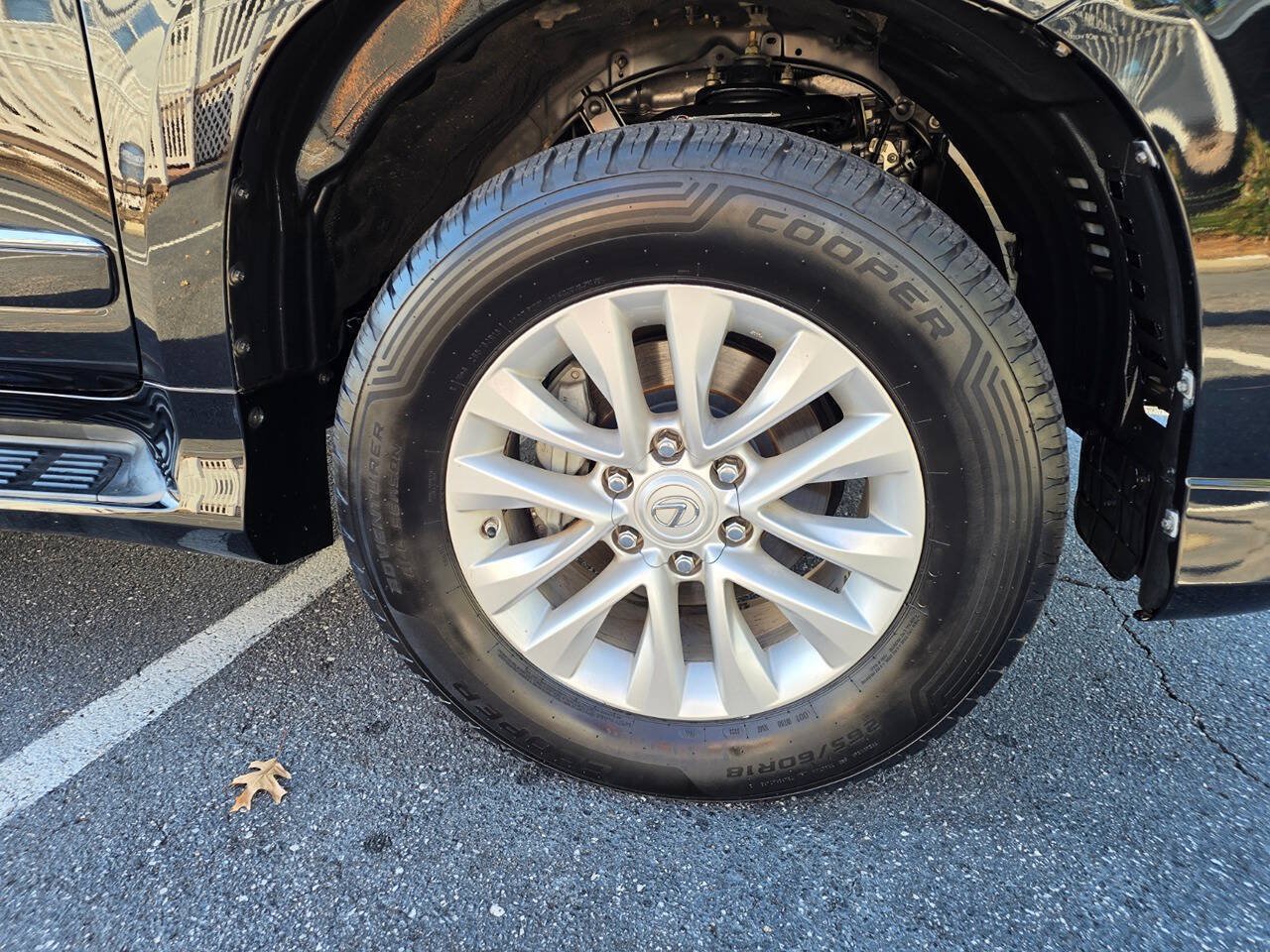 Used 2015 Lexus GX 460 w/ Premium Package AWD/4WD image 13