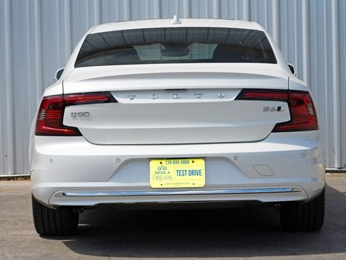 Used 2023 Volvo S90 B6 Plus w/ Protection Package Premier image 11