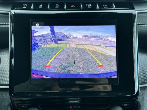 Used 2023 Jeep Grand Cherokee L Laredo image 33