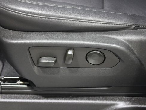 Used 2022 Chevrolet Tahoe Z71 image 5