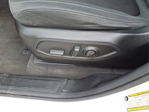 Used 2022 Jeep Grand Cherokee L Laredo w/ Luxury Tech Group I image 19