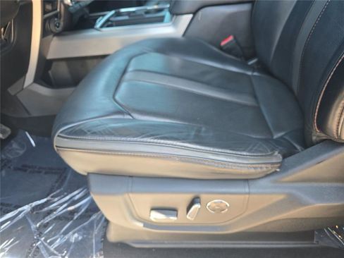 Used 2021 Ford F250 Platinum AWD/4WD image 16