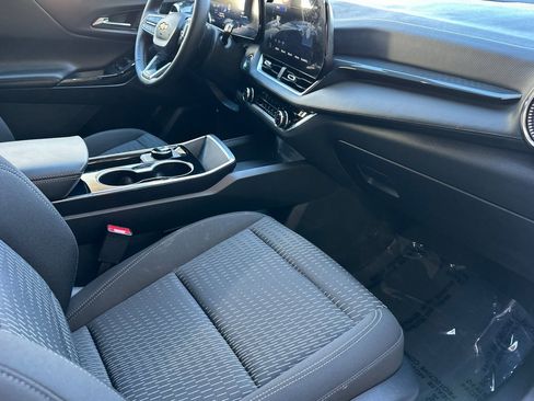 Used 2026 Chevrolet Equinox LT image 20