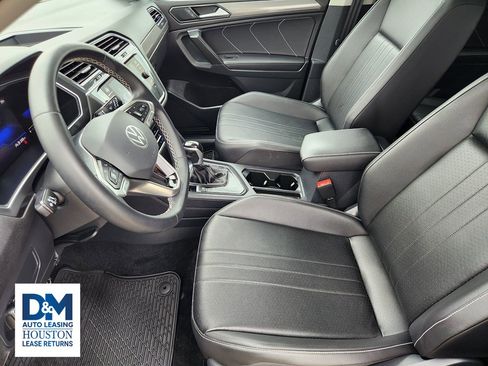 Used 2022 Volkswagen Tiguan SE FWD image 20