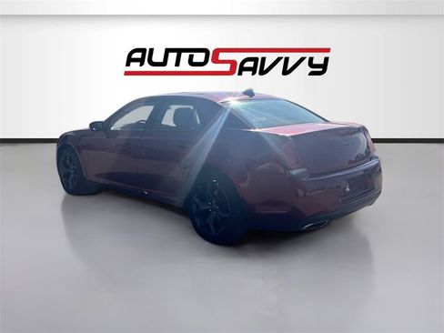 Used 2022 Chrysler 300 S image 5