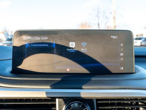 Used 2022 Lexus RX 450h AWD w/ Premium Package image 27