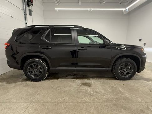 New 2026 Honda Pilot TrailSport image 4