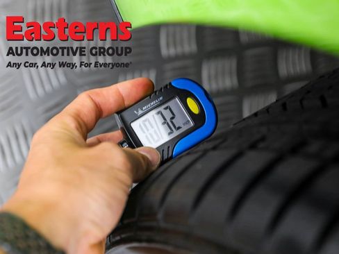 Used 2023 Dodge Challenger R/T w/ Plus Package image 27