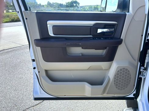 Used 2014 RAM 1500 Outdoorsman AWD/4WD image 9