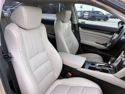 Used 2020 Honda Accord EX-L image 24