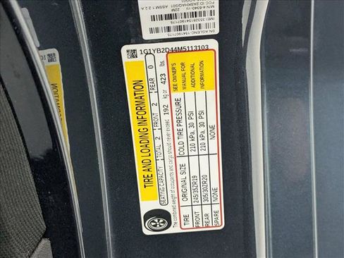 Used 2021 Chevrolet Corvette Stingray Preferred Cpe w/ Z51 Performance Package image 23