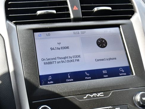 Used 2020 Ford Fusion SEL FWD image 30