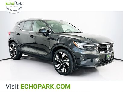 Used 2025 Volvo XC40 B5 Plus