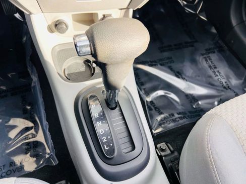 Used 2010 Hyundai Accent GS image 25