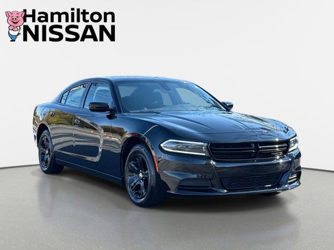 Used 2022 Dodge Charger SXT image 1