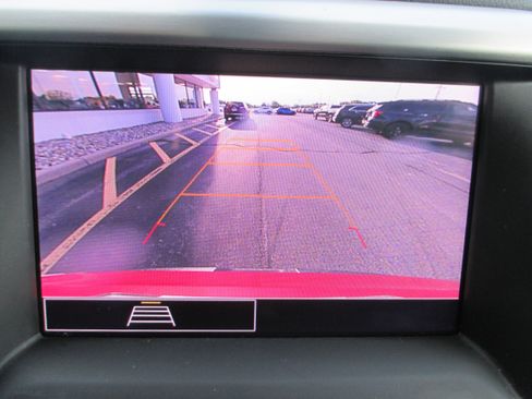 Used 2023 GMC Acadia SLE w/ Elevation Edition AWD/4WD image 18