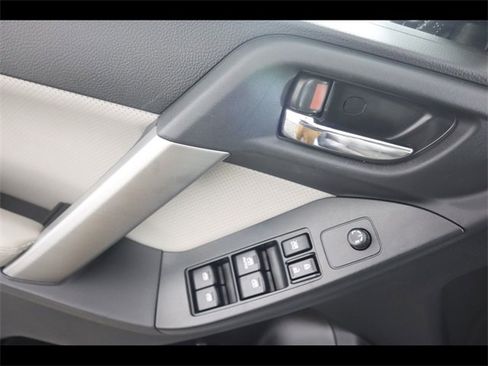 Used 2015 Subaru Forester 2.5i Touring image 18
