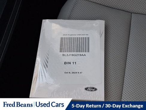 Used 2025 Ford Explorer Platinum w/ Ultimate Package AWD/4WD image 36