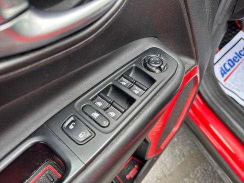 Used 2017 Jeep Renegade Trailhawk image 13