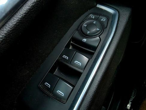 Used 2024 Chevrolet Silverado 2500 LT w/ Convenience Package AWD/4WD image 16