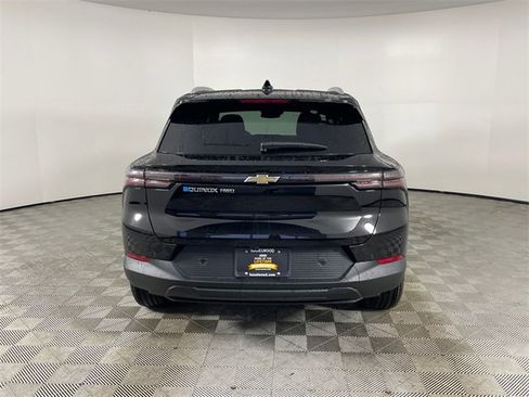 New 2026 Chevrolet Equinox EV LT image 21