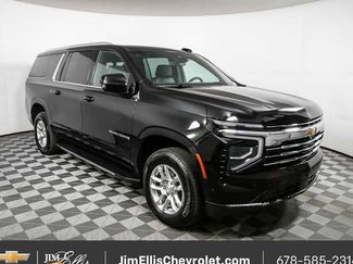 Used 2025 Chevrolet Suburban LT video 1