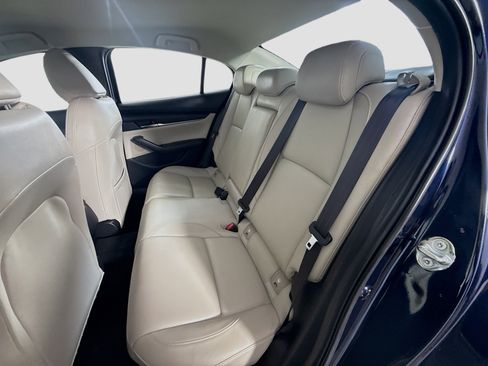 Used 2019 MAZDA MAZDA3 w/Preferred Pkg image 25