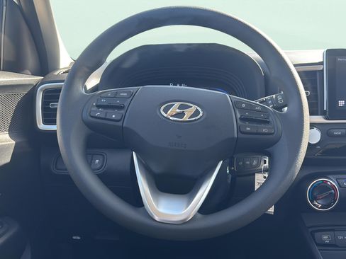 New 2026 Hyundai Venue SE FWD image 13