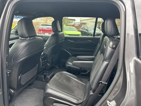 Certified 2022 Jeep Grand Cherokee L Laredo image 28