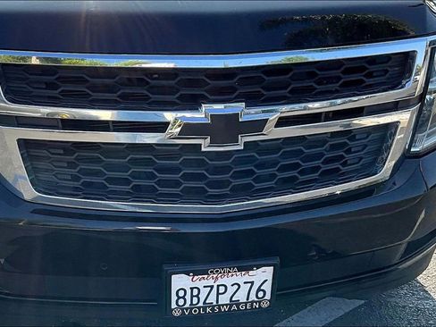 Used 2018 Chevrolet Tahoe LT w/ Luxury Package RWD image 32