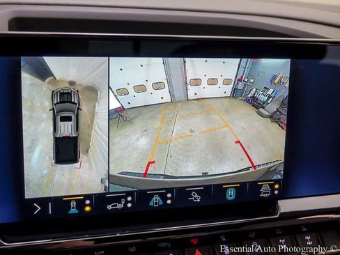 Certified 2023 Chevrolet Silverado 1500 ZR2 w/ Technology Package image 16