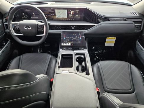 New 2026 INFINITI QX80 Luxe RWD image 15