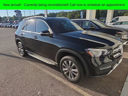 Used 2021 Mercedes-Benz GLE 350 4MATIC image 3