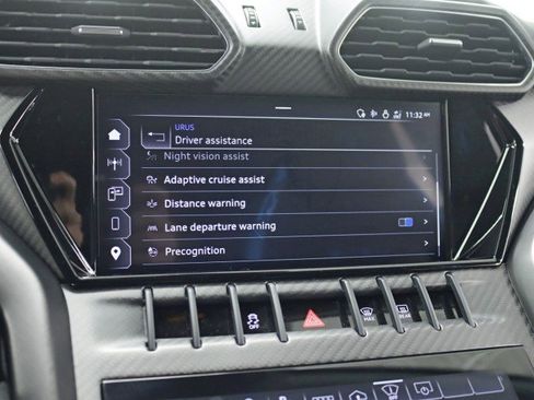 Used 2023 Lamborghini Urus Performante image 33