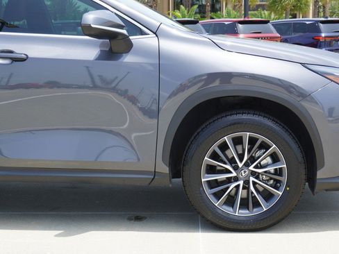 Certified 2025 Lexus NX 250 FWD w/ Towing Package (2000 Lbs) image 8