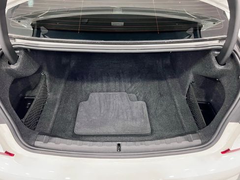 Used 2019 BMW 330i Sedan w/ M Sport Package image 24