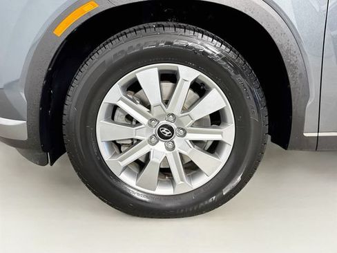 Used 2025 Hyundai Palisade SEL FWD image 32