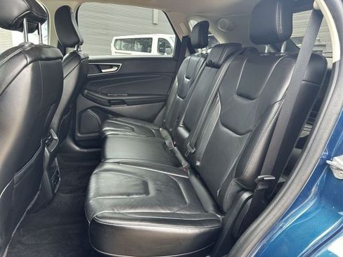 Used 2020 Ford Edge Titanium AWD/4WD image 26