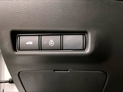 New 2026 Nissan Sentra SV w/ SV Convenience Package FWD image 29