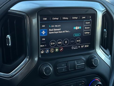 Certified 2021 Chevrolet Silverado 2500 LTZ w/ LTZ Plus Package image 20