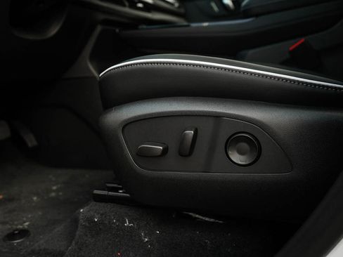 New 2026 Buick Enclave Sport Touring w/ Power Package image 20