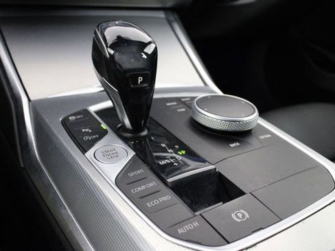 Used 2021 BMW 330i xDrive 330i xDrive w/ Convenience Package image 39