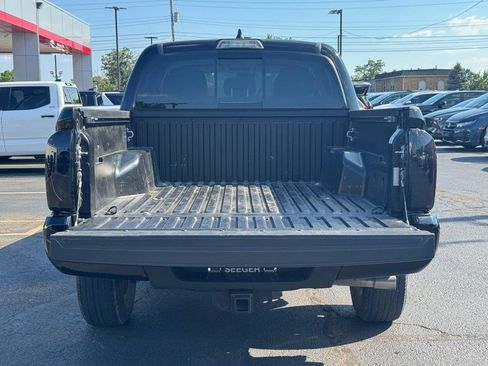 Used 2023 Toyota Tacoma SR5 w/ Technology Package AWD/4WD image 6