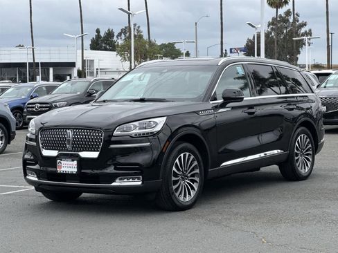 Used 2023 Lincoln Aviator Reserve w/ Equipment Group 201A image 6